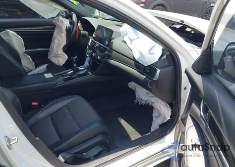 2018 Honda Accord Sport z USA, uszkodzony, nr VIN 1HGCV1F38JA176796